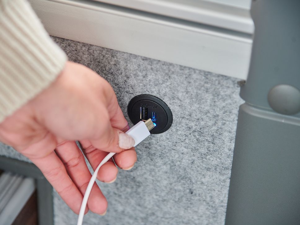 USB power point and USB cable